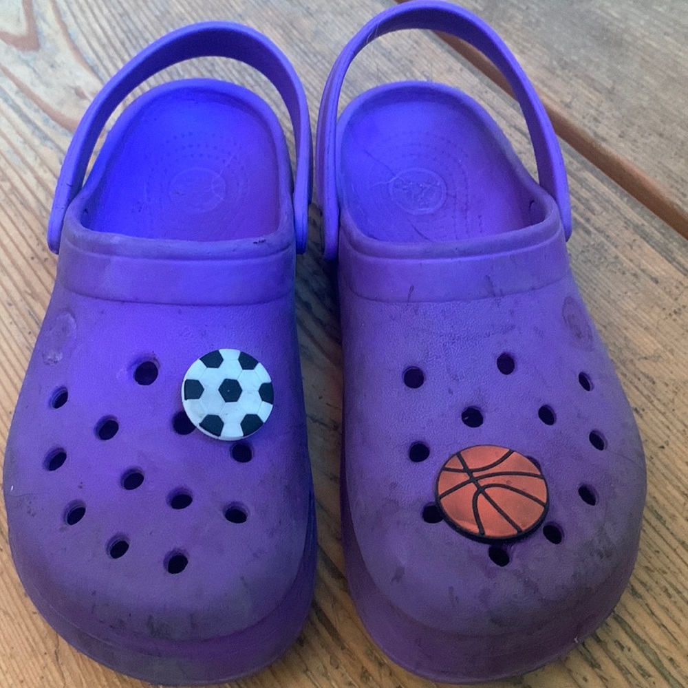 Kids purple crocs